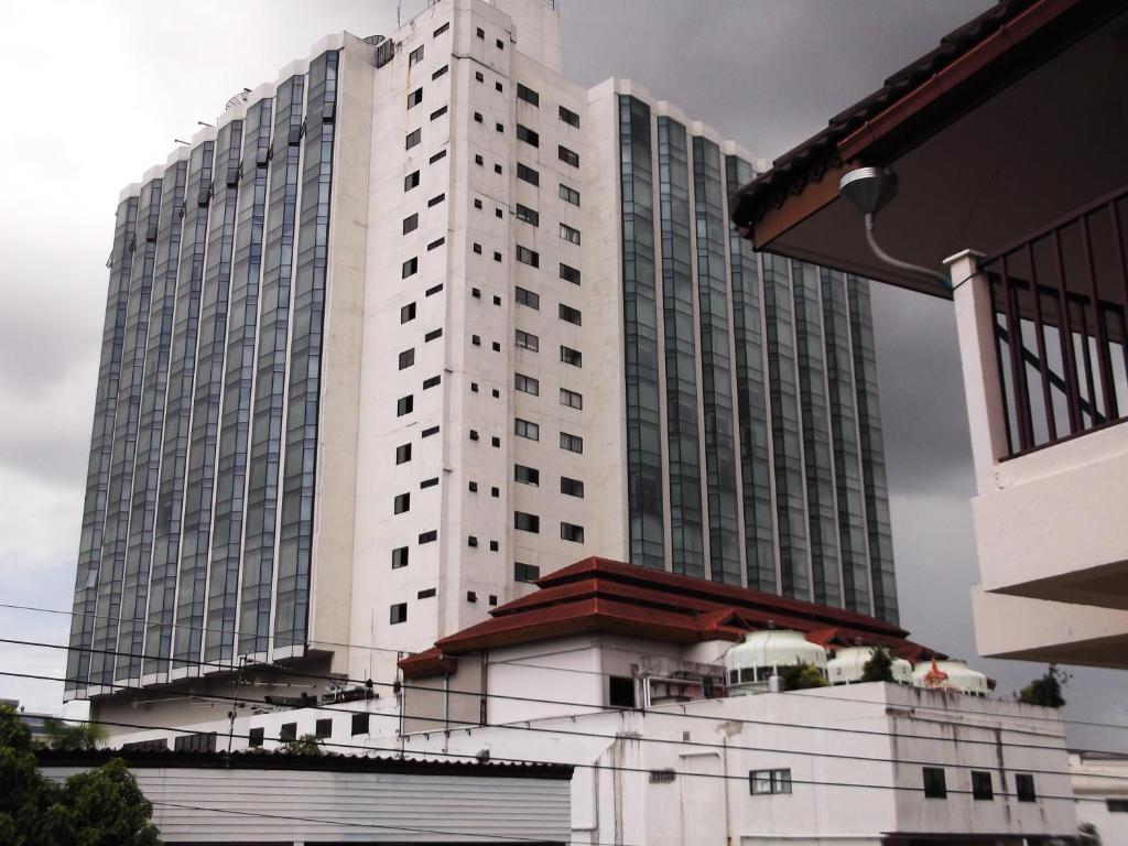 Rim Ping Guest House Chiang Mai Exterior foto